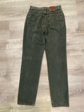 VTG 1997 Lee Riveted High Waisted Green Mom Jeans 9M